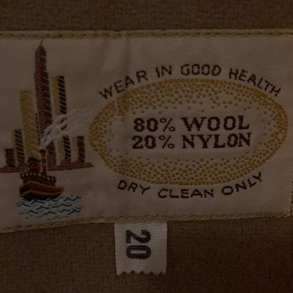 Like New 20P Misty Harbor Lined Trench Coat - Picture 5 of 10